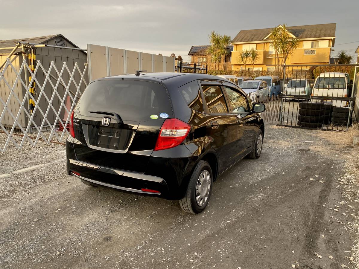 2013 HONDA FIT